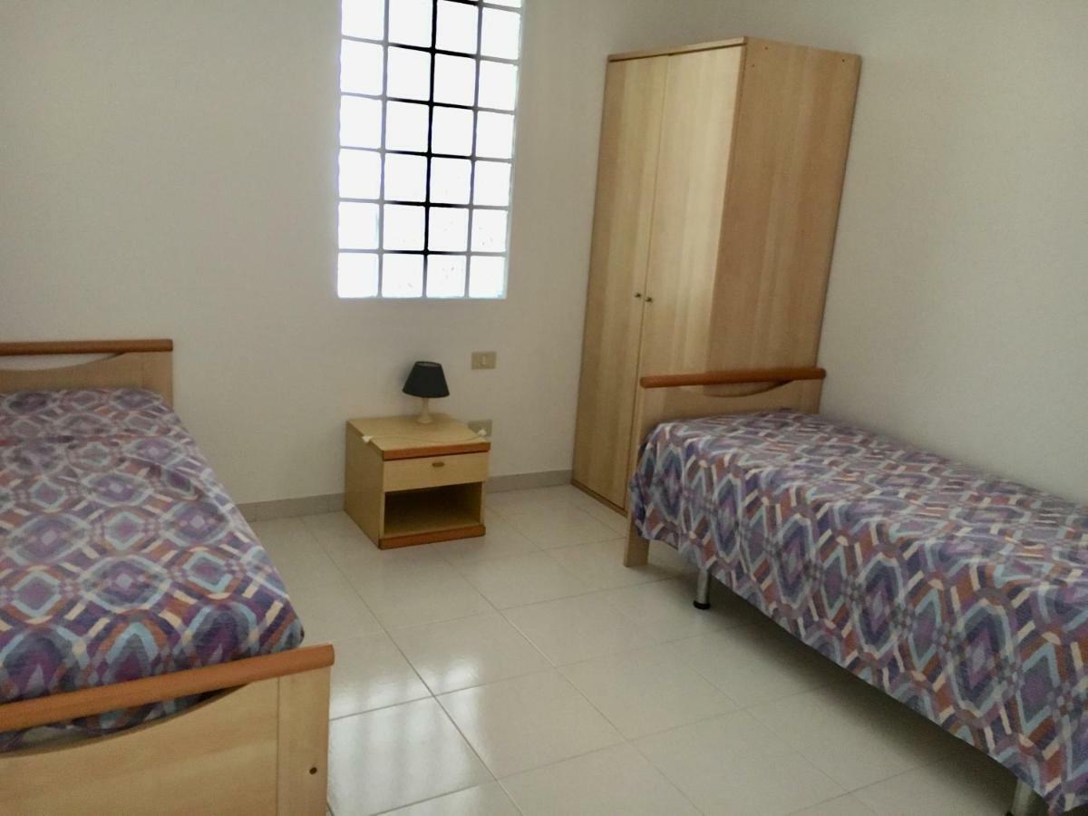 La Casa Di Lory Apartment Falconara Marittima Ngoại thất bức ảnh